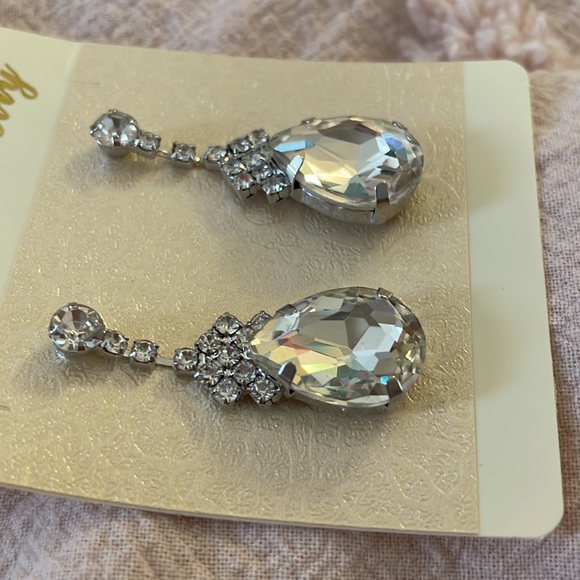Faux Rhinestone Tear Drop Earrings - Picture 2 of 4